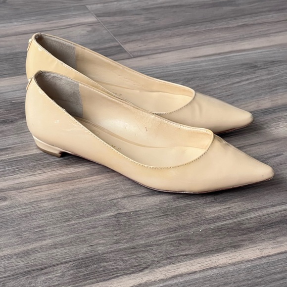 Ivanka Trump Patent Leather Pointed Toe Flats Tan - Picture 3 of 6